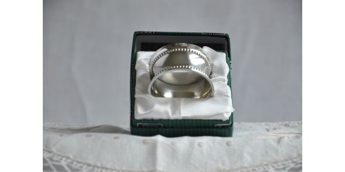 Pewter Napkin Ring Holder New in the Original Box