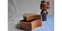 Petite boîte design en bois exotique