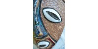 Masque africain émaillé polychrome en argile