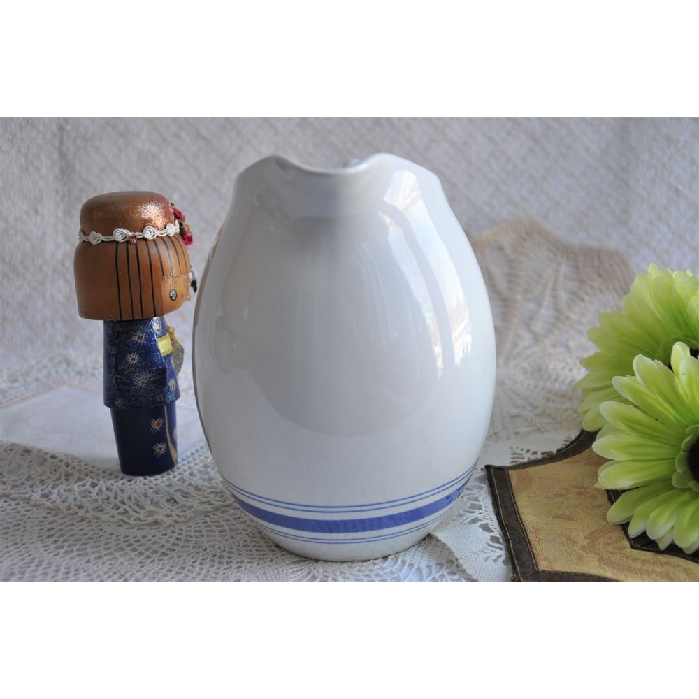 Conran Vintage Terrance Conran ceramic Vase white with baby blue part of set 
