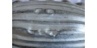Moules ovales anciens en fer blanc