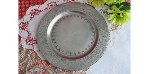 Fine Belgium 94% Pewter Wall Plate