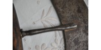 Couteau de gratttage des peaux type Inuit