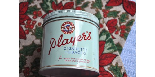 Boîte en métal ronde vintage de tabac Players