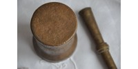 Mortier et pilon ancien en bronze