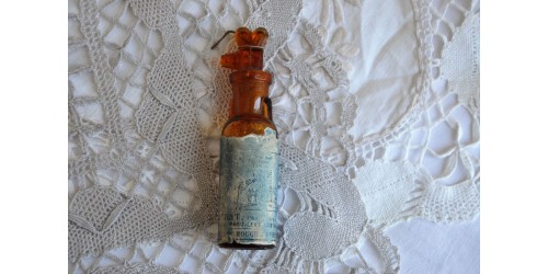 Antique Drip Amber Glass Vial with Label