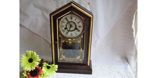 Horloge 19e New Haven Clock Co. fonctionnelle