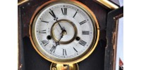 Horloge 19e New Haven Clock Co. fonctionnelle