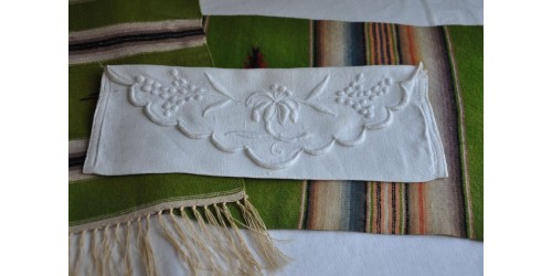 White Embroidery in Relief Napkin Pouch