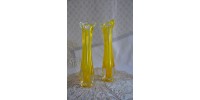 Paire de vases design en verre clair et jaune citron