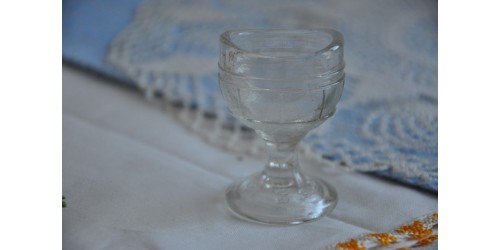 Vintage Glass Eye Bath Cup W/ Raised G Mark
